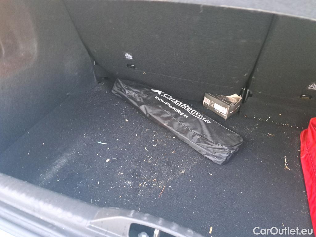  Citroen  C3 CITROEN  / 2020 / 5P / berlina con portón PureTech 60KW (83CV) Feel Pack #15