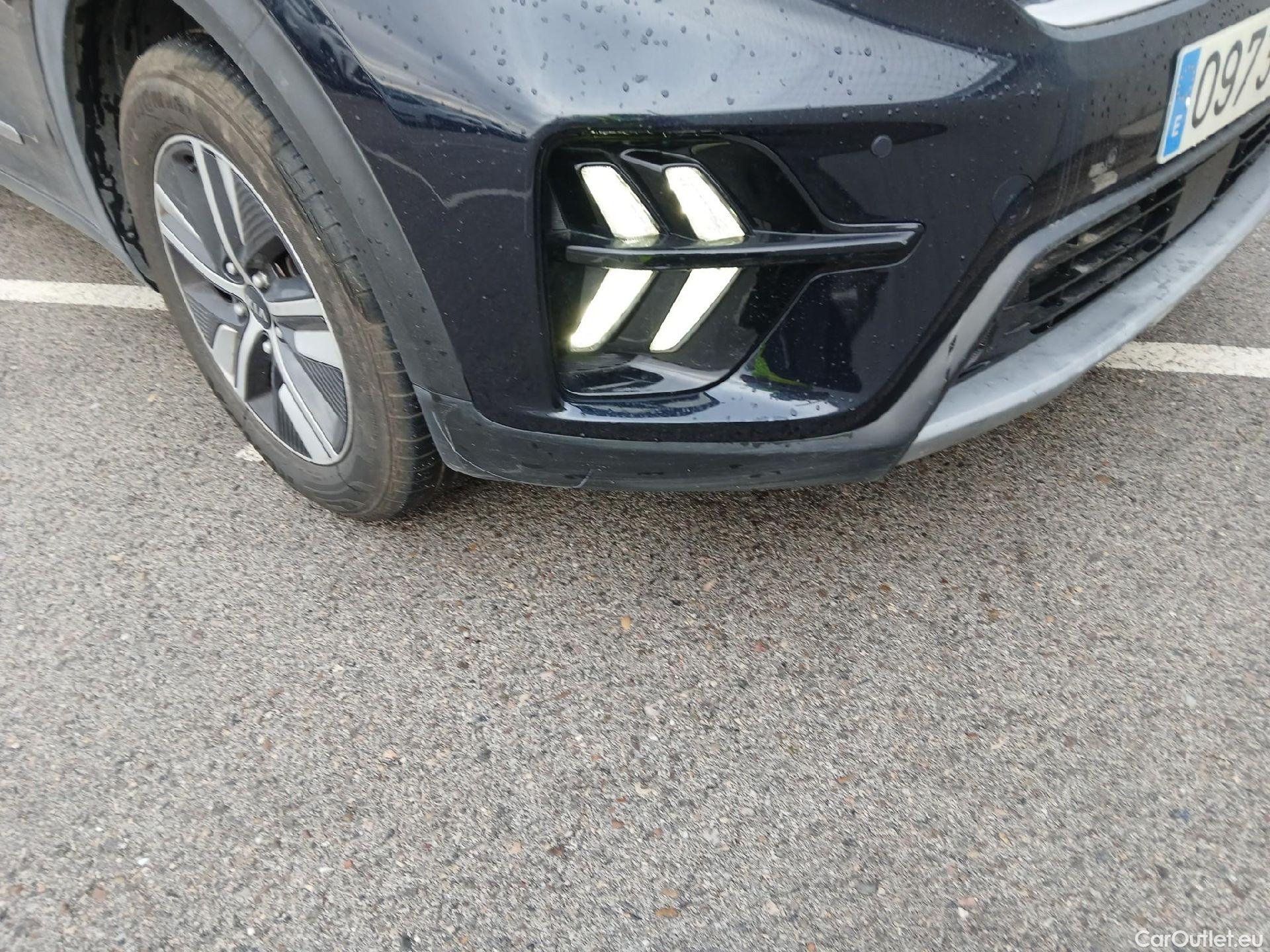  KIA  Niro KIA  1.6 GDi PHEV 104 CV Drive #9