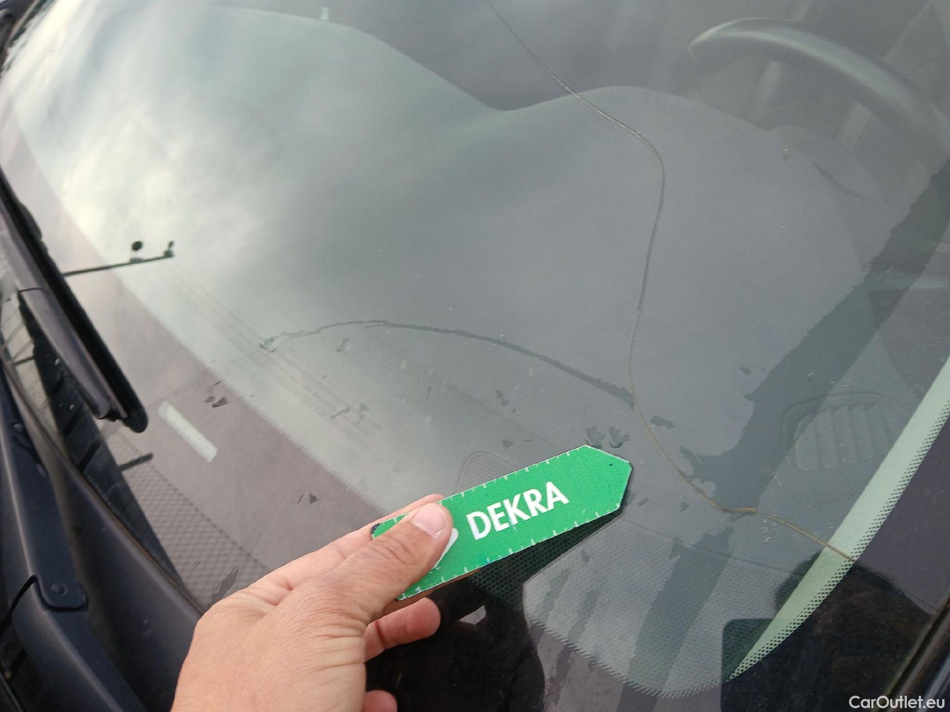  KIA  Niro KIA  1.6 GDi PHEV 104 CV Drive #14