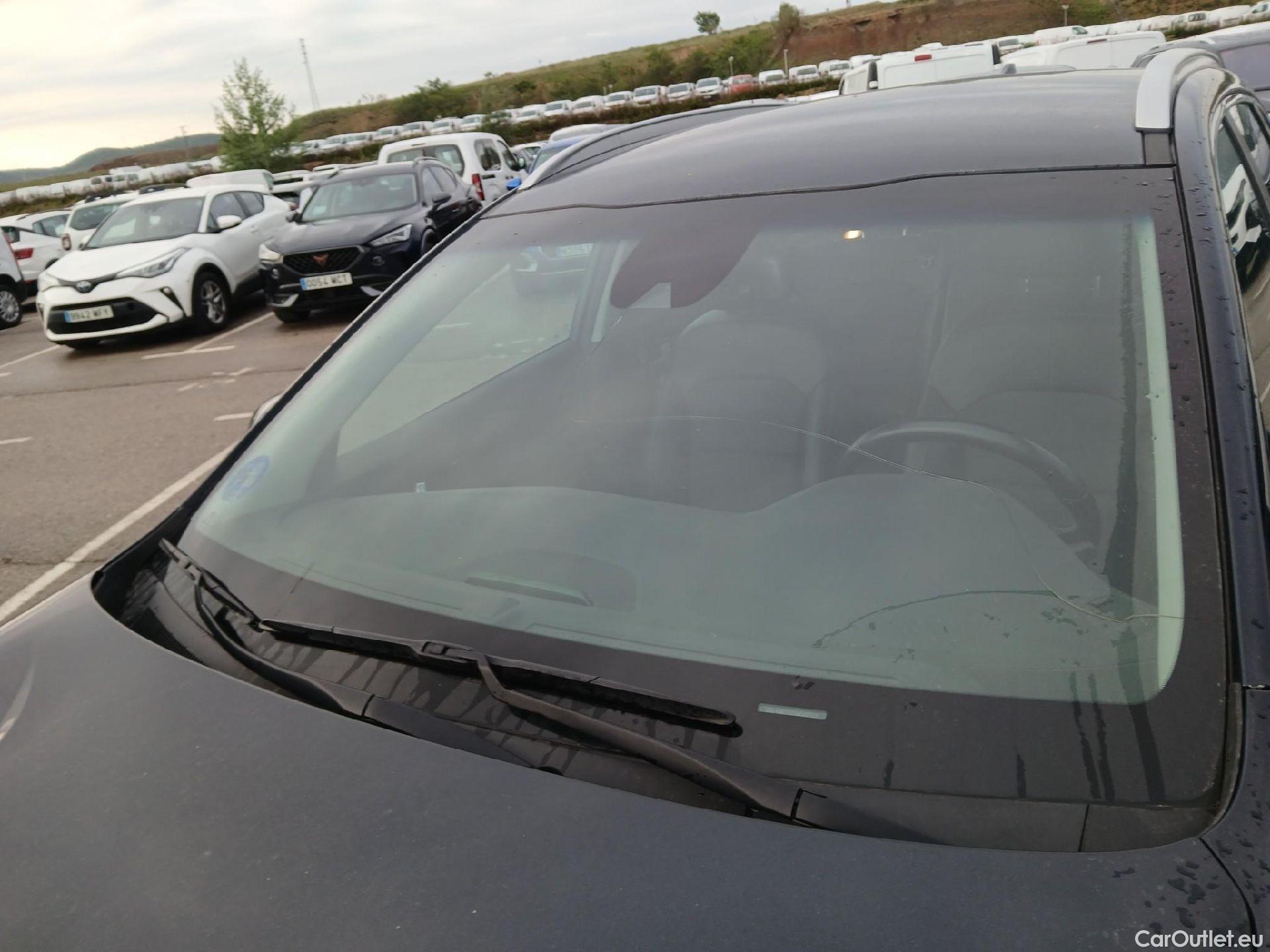  KIA  Niro KIA  1.6 GDi PHEV 104 CV Drive #15