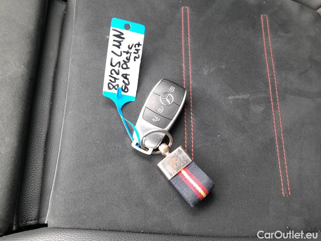 Mercedes  GLA MERCEDES-BENZ  / 2020 / 5P / todoterreno  200 D (AC) #1