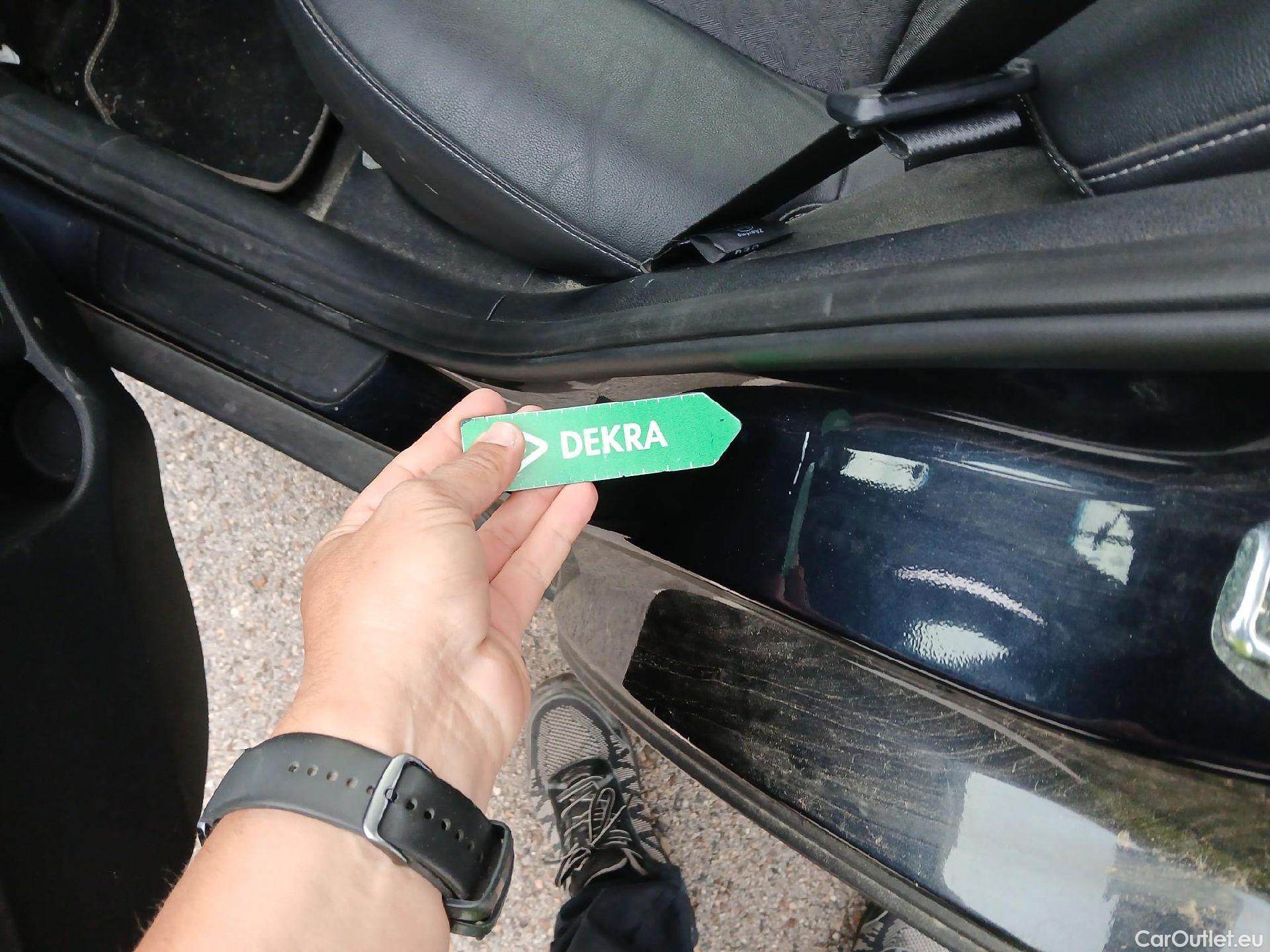  KIA  Niro KIA  1.6 GDi PHEV 104 CV Drive #7