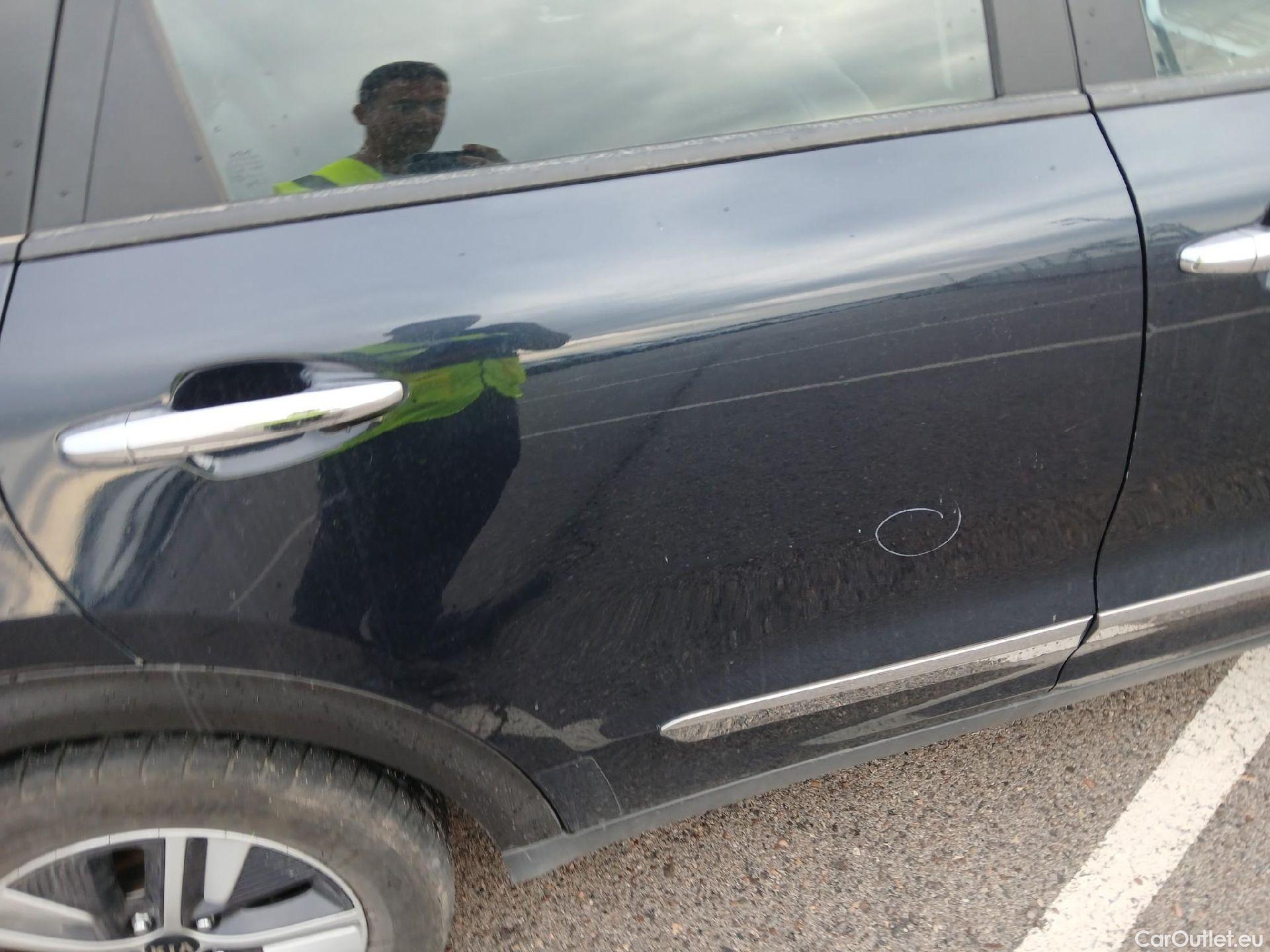  KIA  Niro KIA  1.6 GDi PHEV 104 CV Drive #30