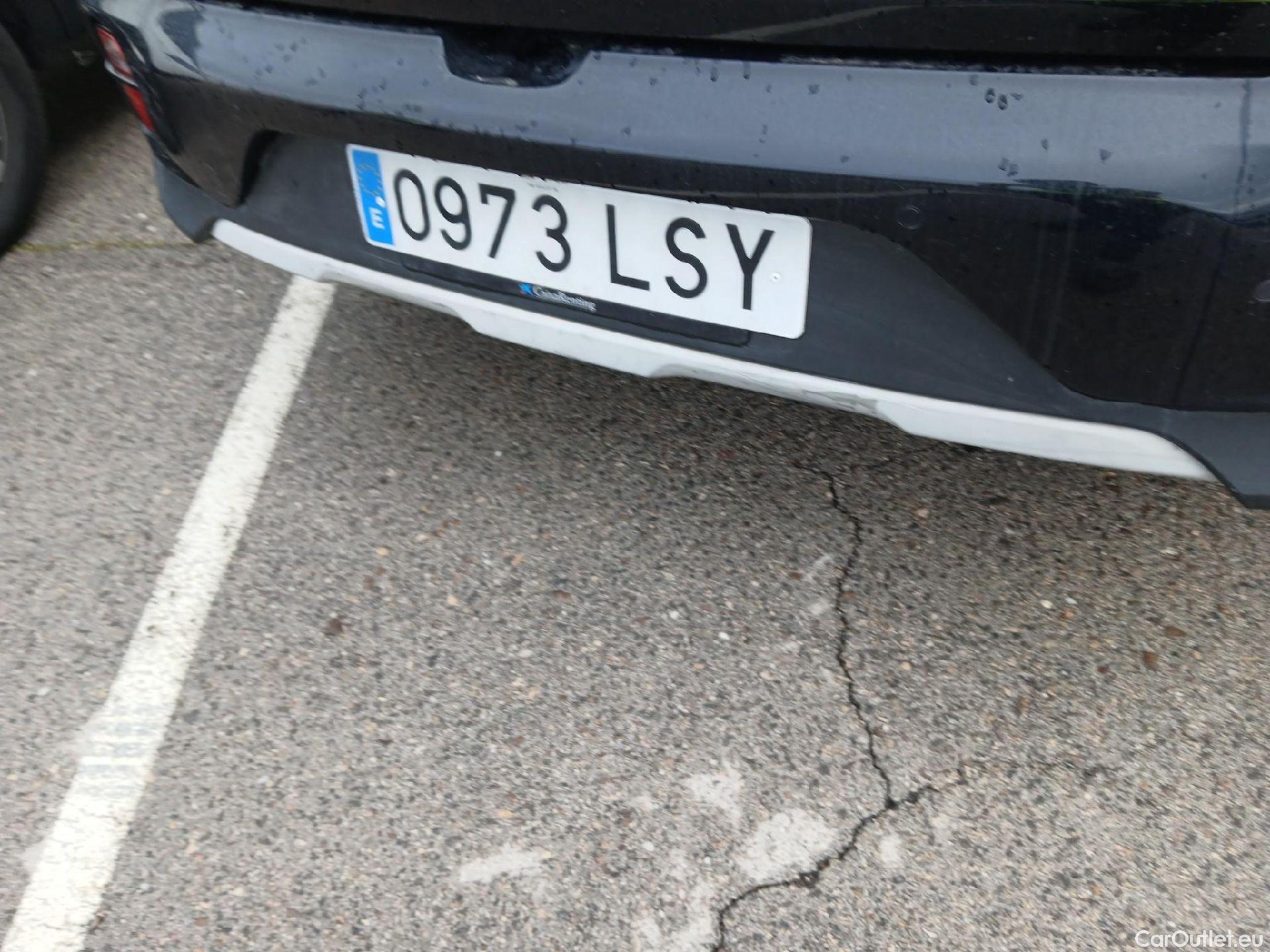  KIA  Niro KIA  1.6 GDi PHEV 104 CV Drive #27