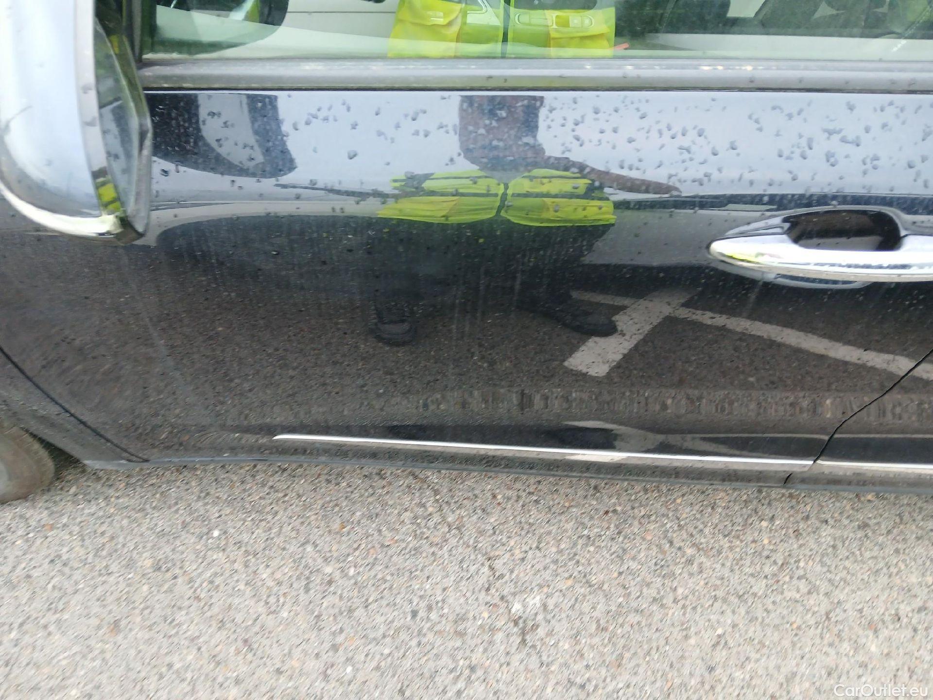  KIA  Niro KIA  1.6 GDi PHEV 104 CV Drive #19