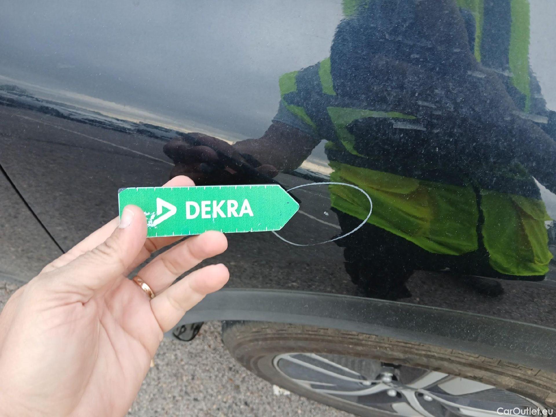  KIA  Niro KIA  1.6 GDi PHEV 104 CV Drive #33