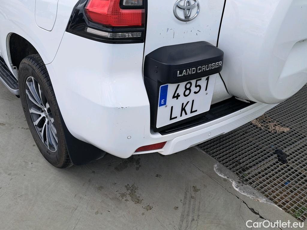  Toyota  Land Cruiser TOYOTA  / 2017 / 3P / todoterreno 2.8 D-4D VXL AUTO #7