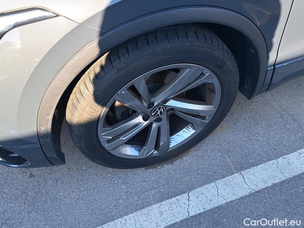  Volkswagen  Tiguan VOLKSWAGEN  / 2020 / 5P / todoterreno R-Line 2.0 TDI 110kW (150CV) DSG #11