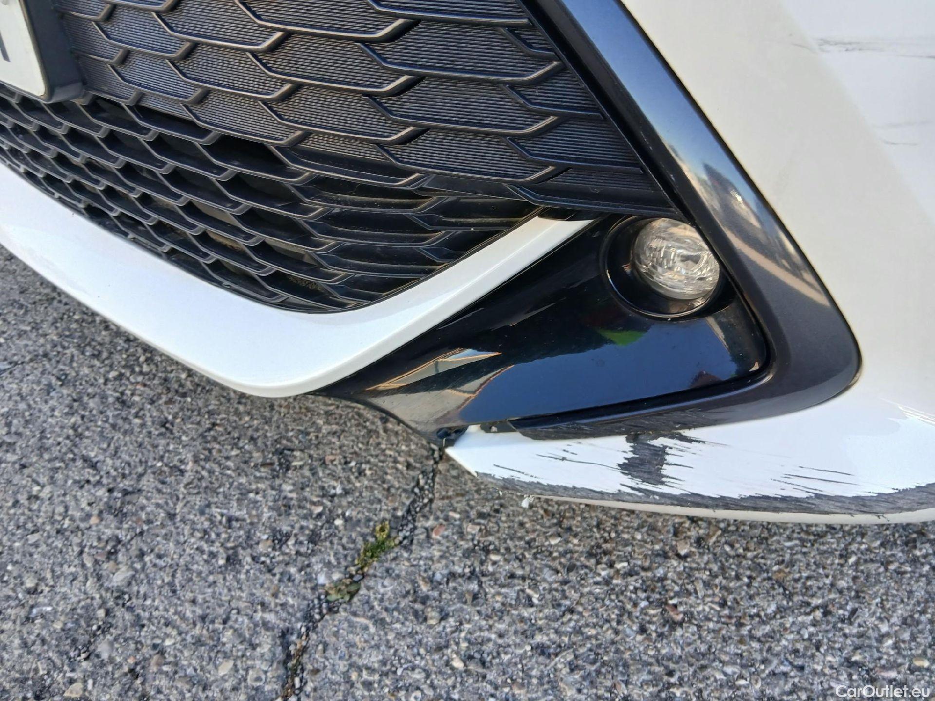  Toyota  Corolla TOYOTA  / 2019 / 5P 1.8 125H ACTIVE TECH E-CVT #41