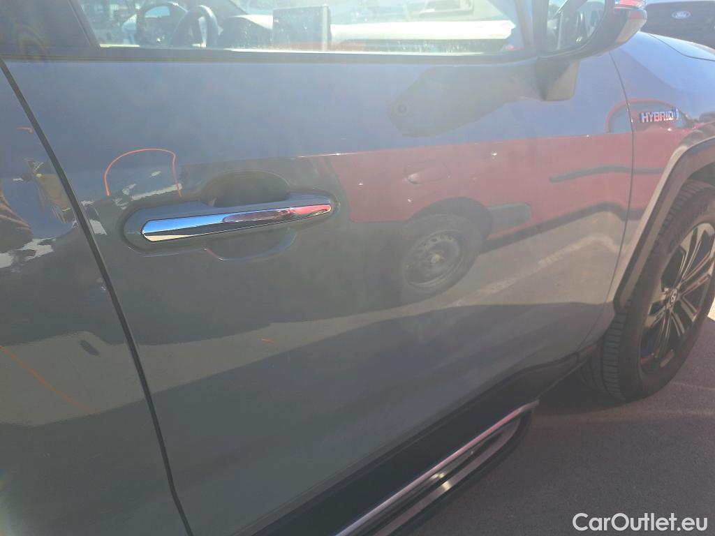  Toyota  RAV4 TOYOTA  / 2018 / 5P / todoterreno 2.5l 220H Luxury 4WD #9
