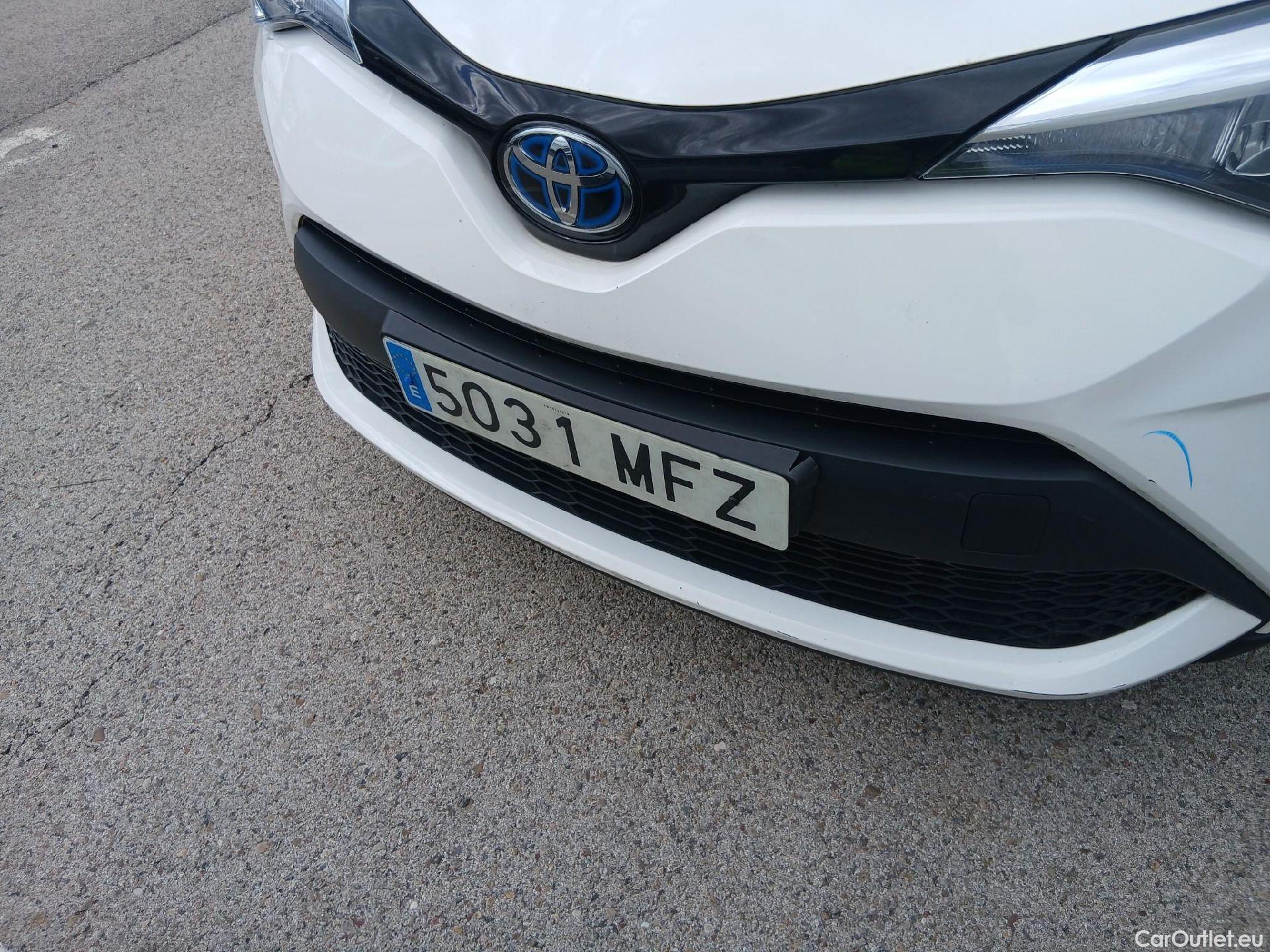  Toyota  C-HR TOYOTA  1.8 125H Active 120 CV #6