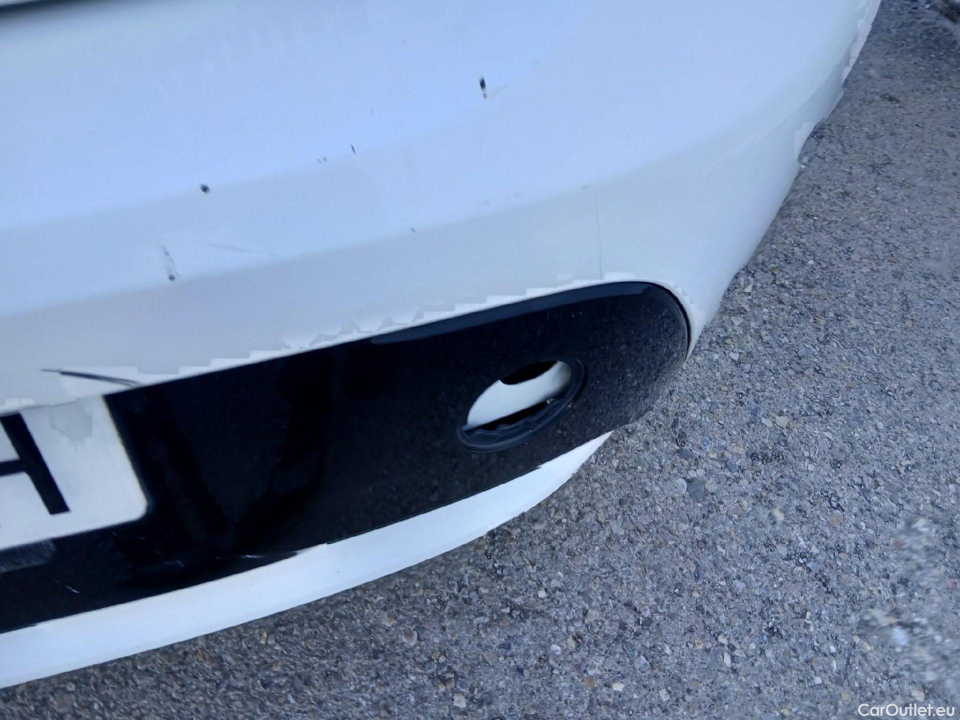  Toyota  Corolla TOYOTA  / 2019 / 5P 1.8 125H ACTIVE TECH E-CVT #16