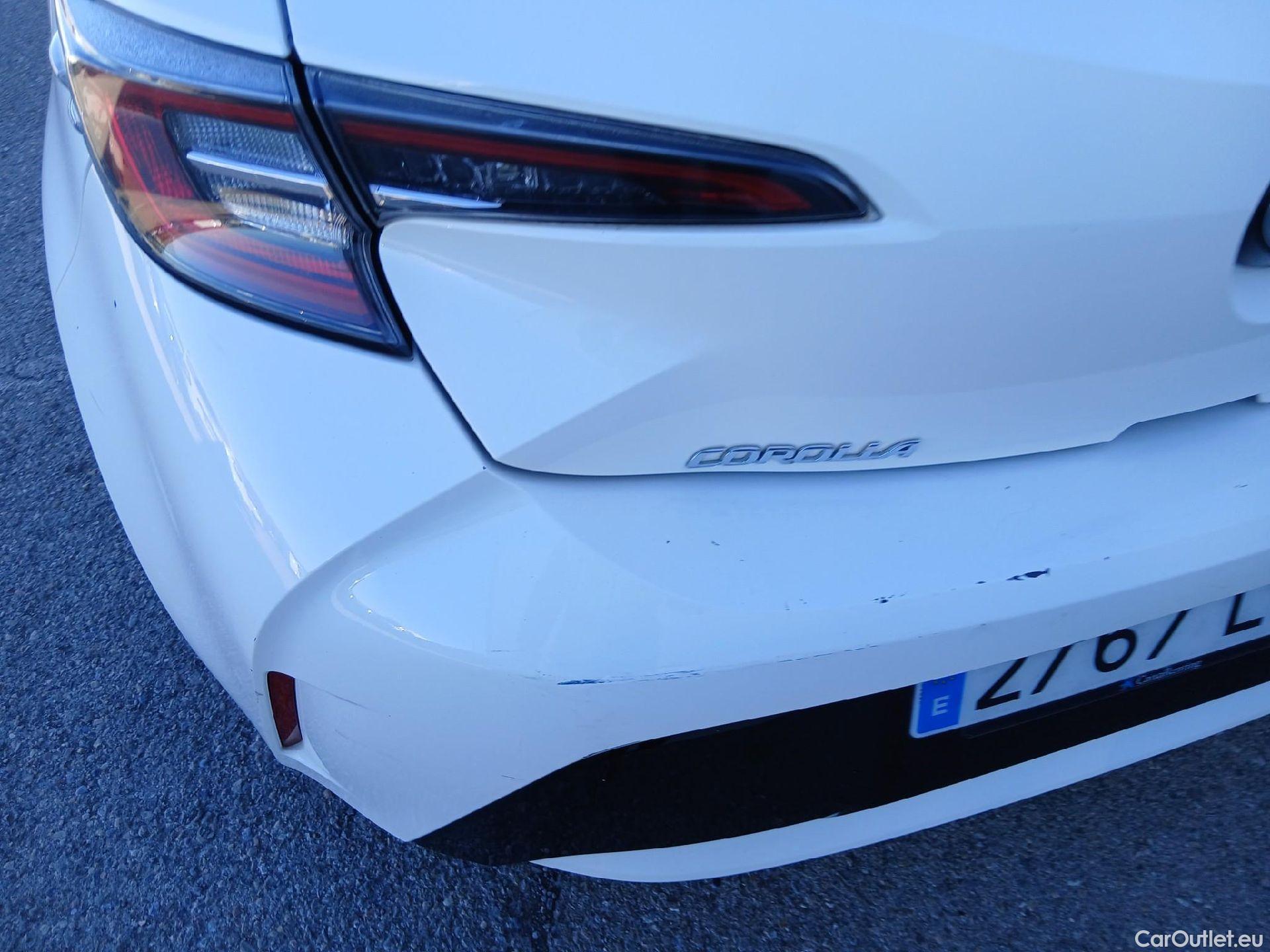  Toyota  Corolla TOYOTA  / 2019 / 5P 1.8 125H ACTIVE TECH E-CVT #13