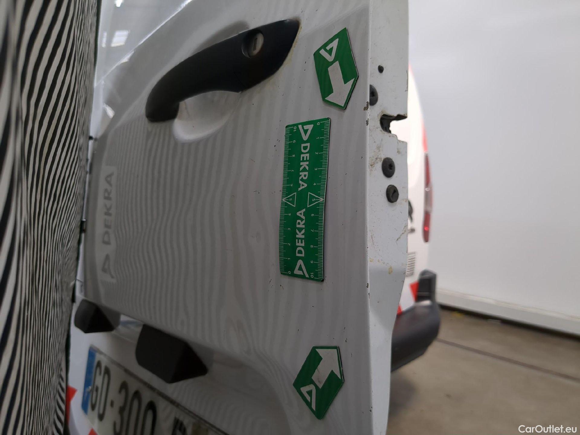  Citroen  Berlingo  Fourgon Club M 650 1.5 BlueHDi 100CV BVM6 E6d #17
