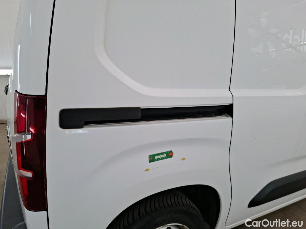 Citroen  Berlingo  Fourgon Driver M 1000 1.5 BlueHDi 100CV BVM5 E6dT #9