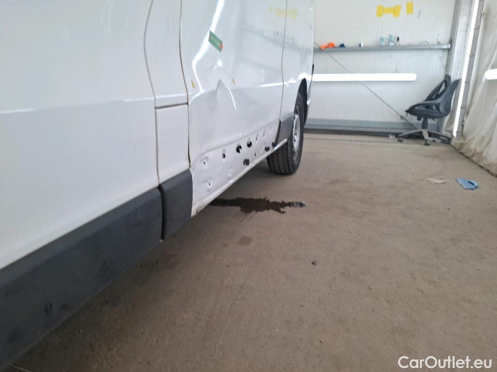  Renault  Trafic  III Fourgon L2H1 3T Confort 2.0 dCi 130CV BVM6 E6d #10