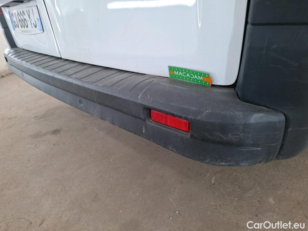  Renault  Trafic  III Fourgon L2H1 3T Confort 2.0 dCi 130CV BVM6 E6d #49