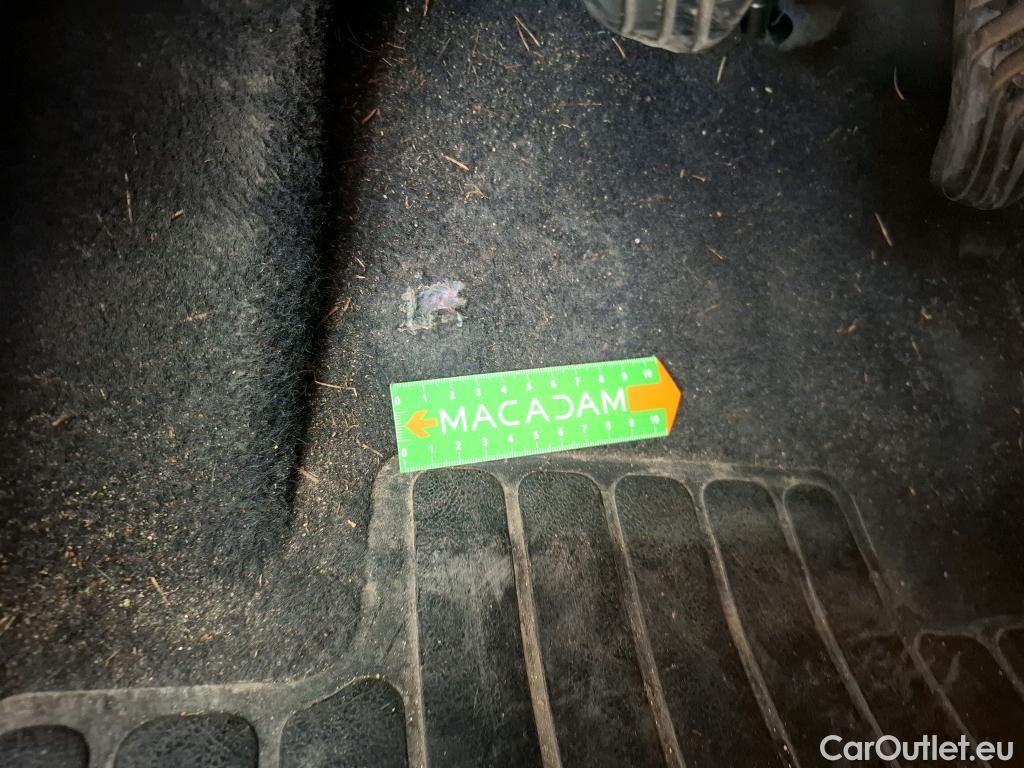  Nissan  Micra NISSAN  / 2016 / 5P / Berline IG-T 92 Made In France(SP) TVU #28