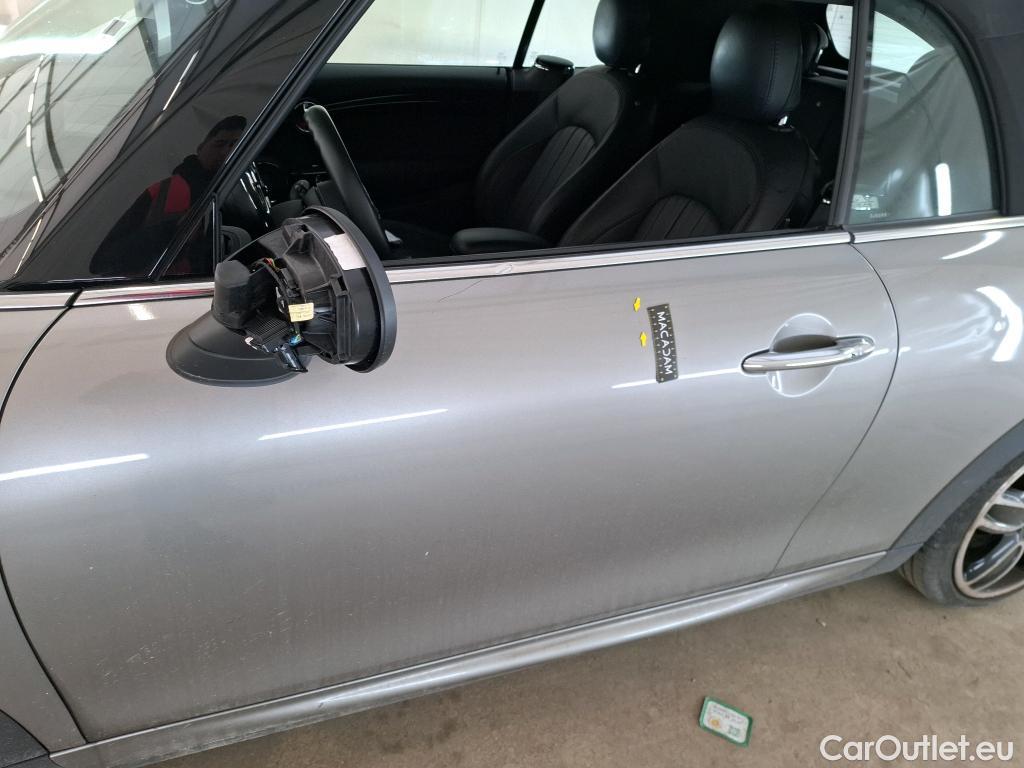  Mini  Cooper MINI Mini Cabrio / 2014 / 2P / Cabriolet John  Works Ultimate 231 ch BVA8 #46