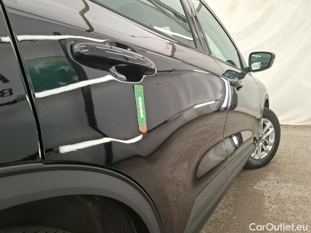  Ford  Kuga FORD  / 2019 / 5P / SUV 2.5 190 hybrid Flexifuel Pshift Titanium #3
