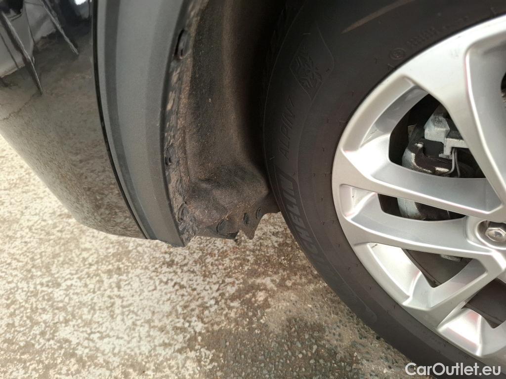  Ford  Kuga FORD  / 2019 / 5P / SUV 2.5 190 hybrid Flexifuel Pshift Titanium #16