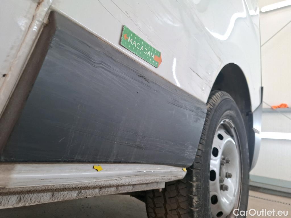  Renault  Trafic  III Fourgon L2H1 3T Confort 2.0 dCi 130CV BVM6 E6d #68