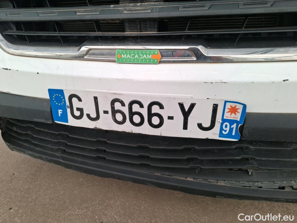  Renault  Trafic  III Fourgon L2H1 3T Confort 2.0 dCi 130CV BVM6 E6d #115