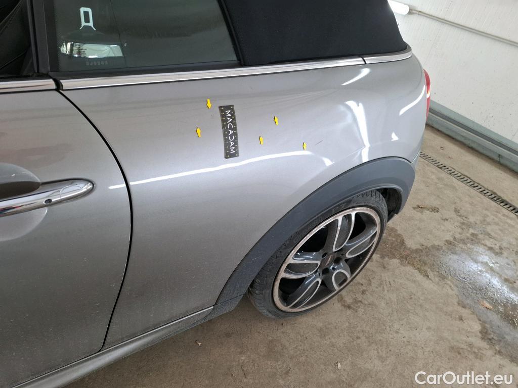  Mini  Cooper MINI Mini Cabrio / 2014 / 2P / Cabriolet John  Works Ultimate 231 ch BVA8 #29