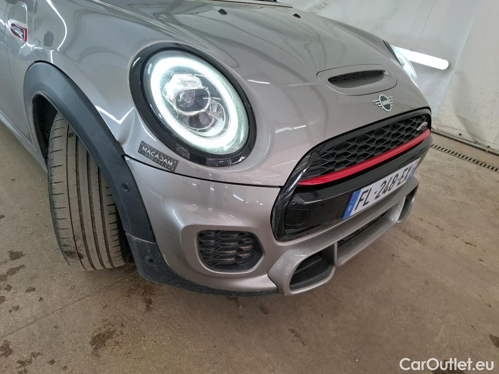  Mini  Cooper MINI Mini Cabrio / 2014 / 2P / Cabriolet John  Works Ultimate 231 ch BVA8 #39