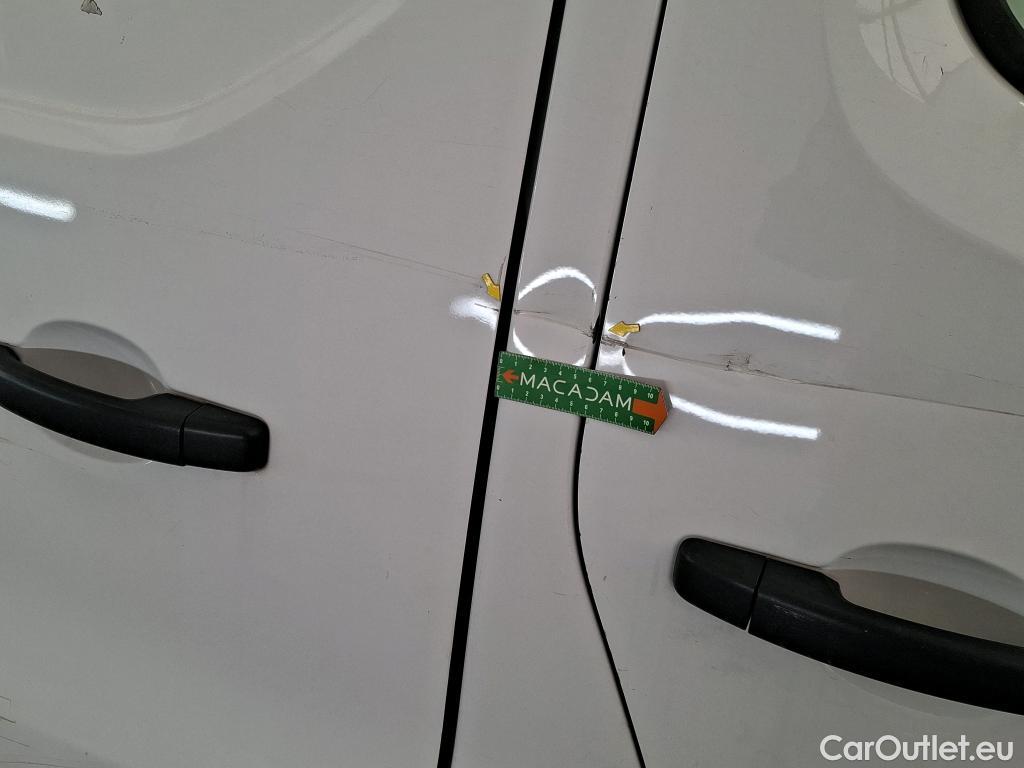  Renault  Trafic  III Fourgon L2H1 3T Confort 2.0 dCi 130CV BVM6 E6d #88