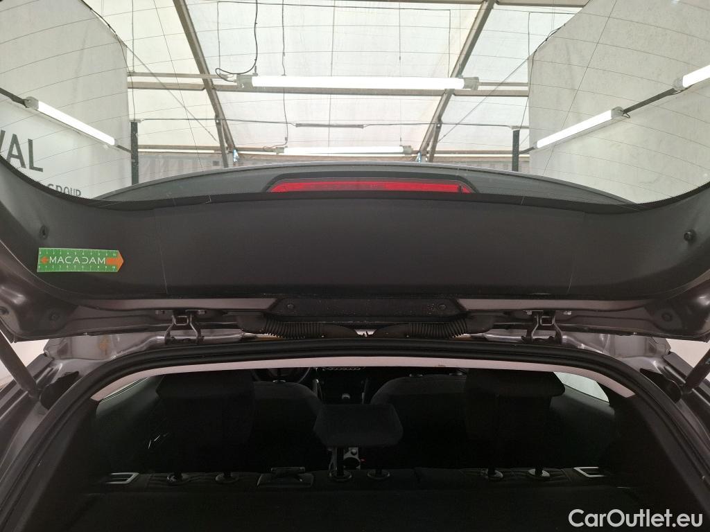  Peugeot  2008  Active Business 1.5 HDi 100CV BVM6 E6d #37