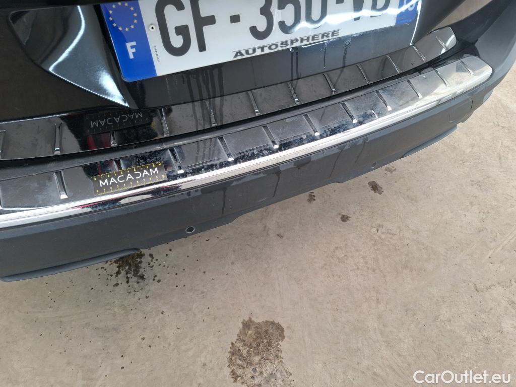  Peugeot  5008  Allure 1.5 HDi 130CV BVA8 7 Sieges E6d #4