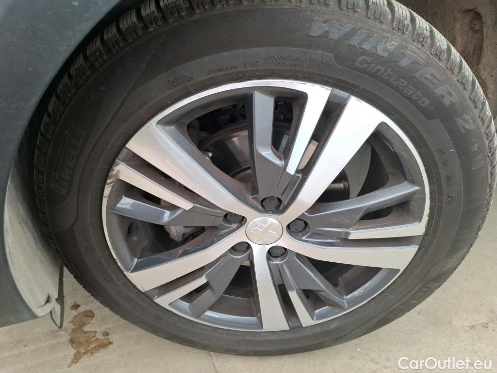  Peugeot  5008  Allure 1.5 HDi 130CV BVA8 7 Sieges E6d #16