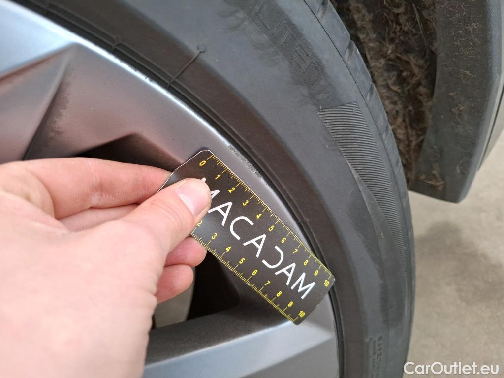  Volkswagen  Tiguan  / 2020 / 5P / SUV 2.0 TDI 150 DSG7 R-Line #20