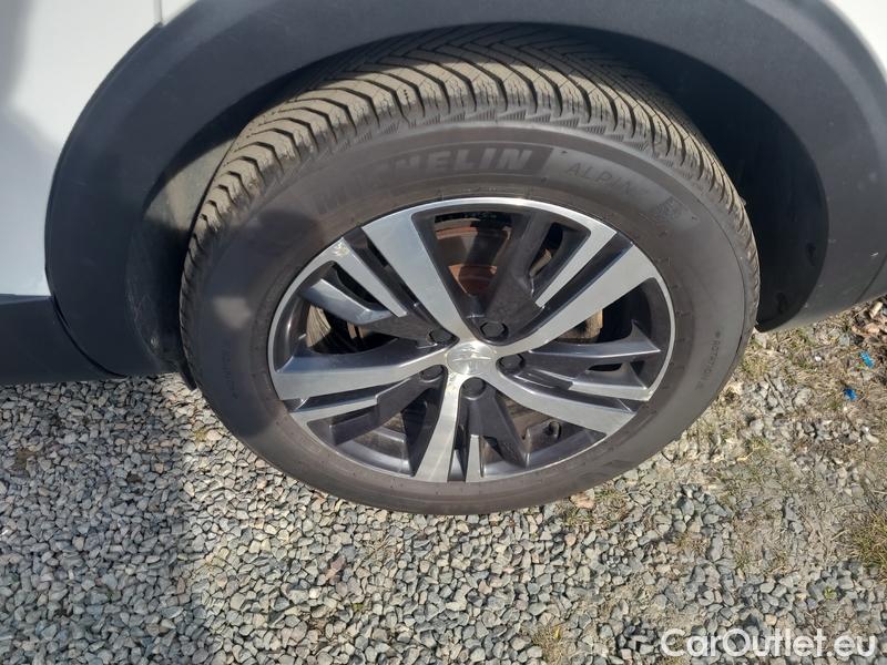  Peugeot  5008  (12.2016->)  1.5BHDi 130 Allure #6