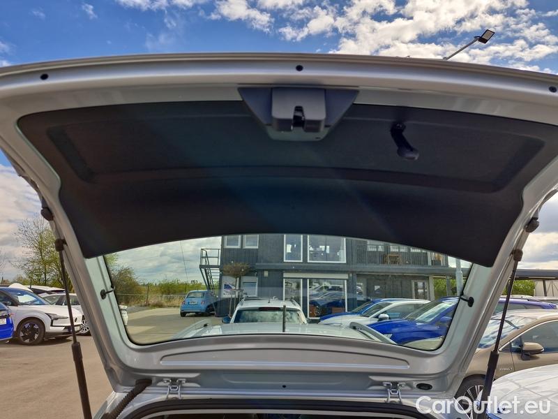 Skoda  Fabia  Combi (2015) Com.1.0TSI 70 Ambition 5d #19