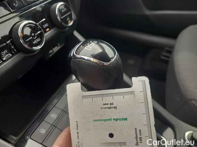  Skoda  Octavia  Lim.  (5E3)(03.2017->)  1.6TDI 85 Style AT #26