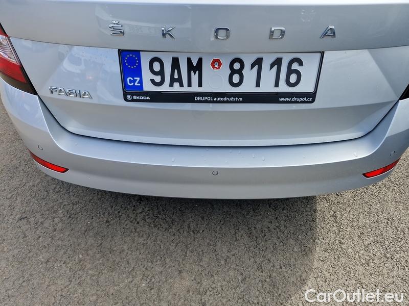 Skoda  Fabia  Combi (2015) Com.1.0TSI 70 Ambition 5d #18