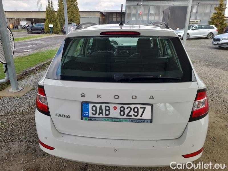  Skoda  Fabia  Combi (2015) Com.1.0TSI 70 Ambition 5d #11