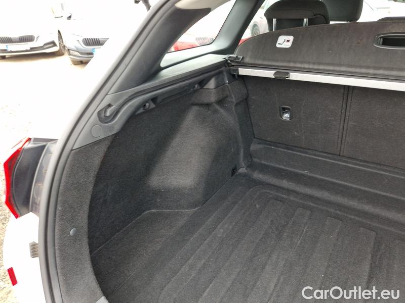  Hyundai  i30  (PD)(01.2017  ->)  kom.1.0TGDI 120 Comfort #24