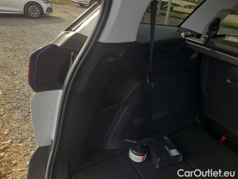  Peugeot  5008  (12.2016->)  1.5BHDi 130 Allure #12