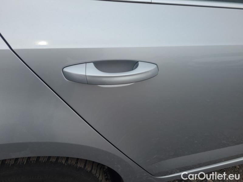  Skoda  Octavia  Lim.  (5E3)(03.2017->)  1.6TDI 85 Style AT #10