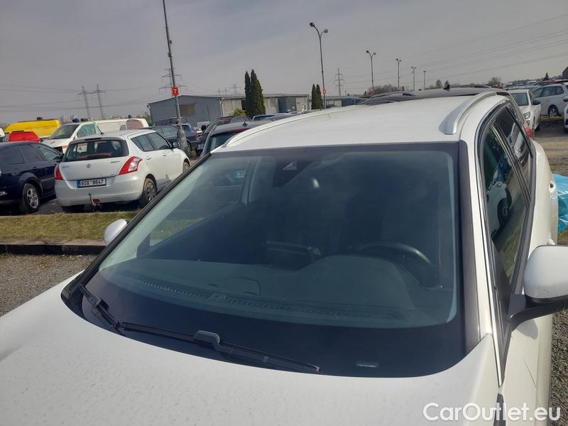  Peugeot  5008  (12.2016->)  1.5BHDi 130 Allure #1