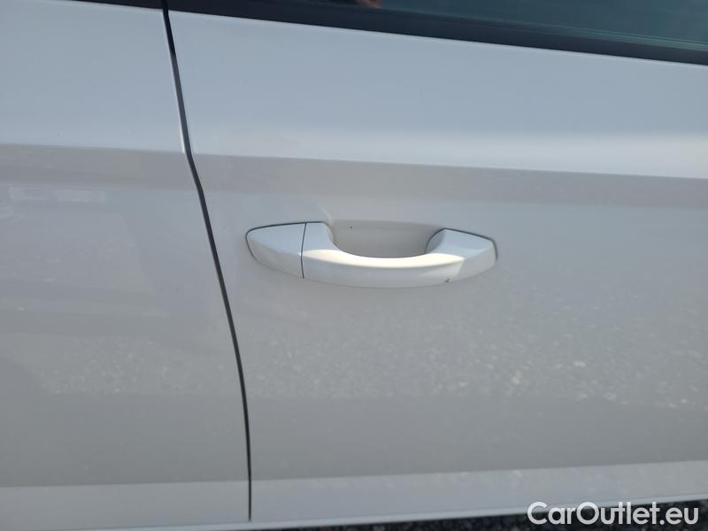  Skoda  Fabia  Combi (2015) Com.1.0TSI 70 Ambition 5d #3