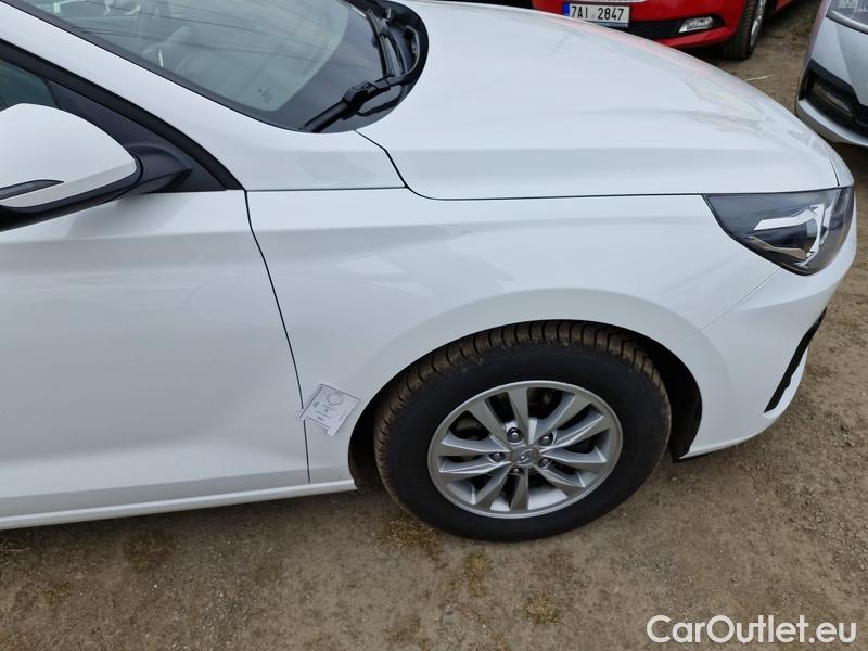  Hyundai  i30  (PD)(01.2017  ->)  kom.1.0TGDI 120 Comfort #4