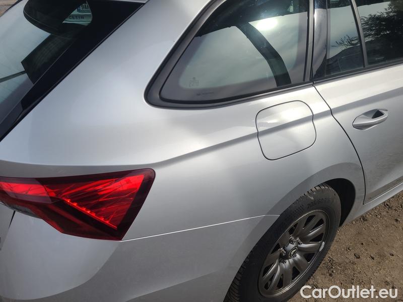  Skoda  Octavia  Combi (NX3)(2020) Oct.C.2.0TDI 110 4x4 Ambit AT #5