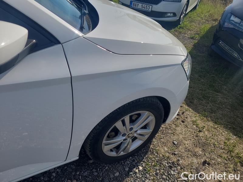  Skoda  Fabia  Combi (2015) Com.1.0TSI 70 Ambition 5d #4