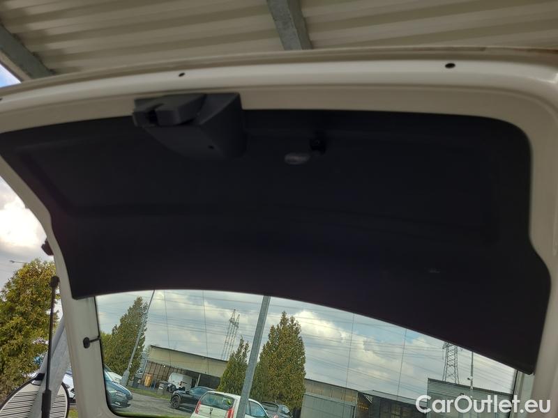  Skoda  Fabia  Combi (2015) Com.1.0TSI 70 Ambition 5d #13