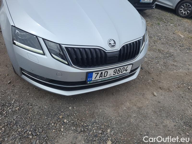  Skoda  Octavia  Lim.  (5E3)(03.2017->)  1.6TDI 85 Style AT #19
