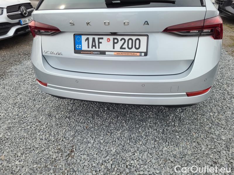  Skoda  Octavia  Combi (NX3)(2020) Oct.C.2.0TDI 110 Fresh AT #10